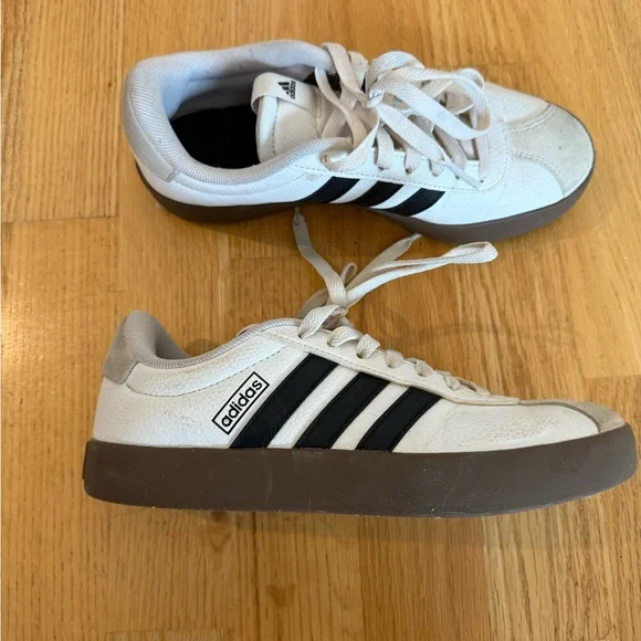 Adidas White and Black Sneakers - Picture 2 of 5